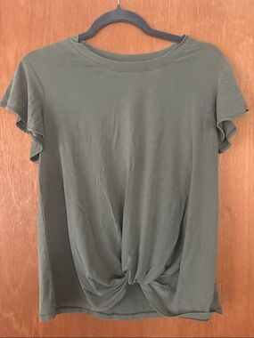 Time and Tru Olive Green Short Sleeve Twist-Front Tee